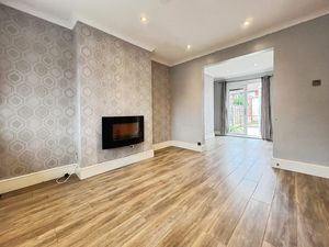 Lounge- click for photo gallery